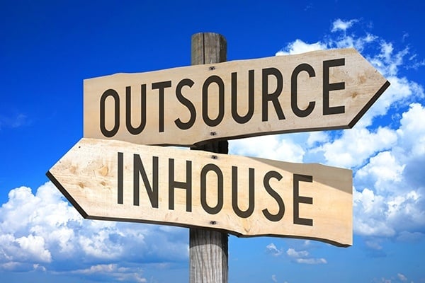 Trending Outsourcing vs. In-house Software Development when time Matters